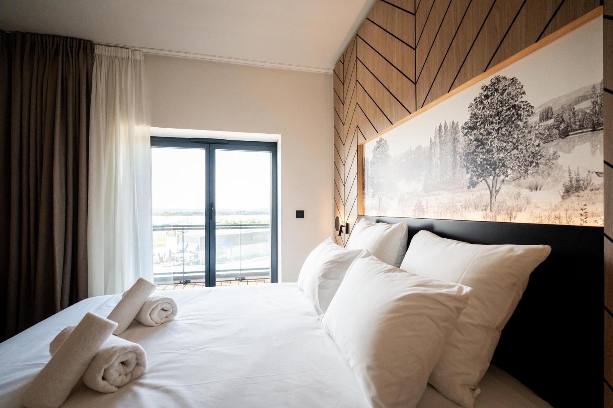 Bo Hotels Ambronay Rum bild